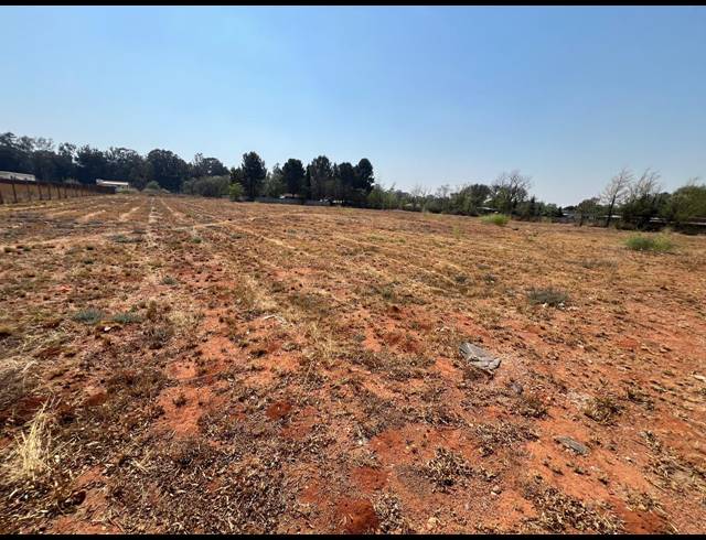 2,903M² VACANT LAND FOR SALE IN HENLEY ON KLIP
